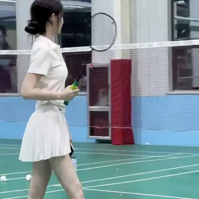 梁美云